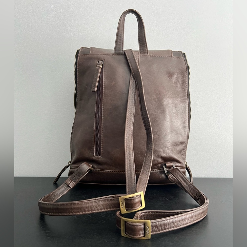 Derek Alexander Vintage Distressed Leather Multi Pocket Expandable Side Backpack
